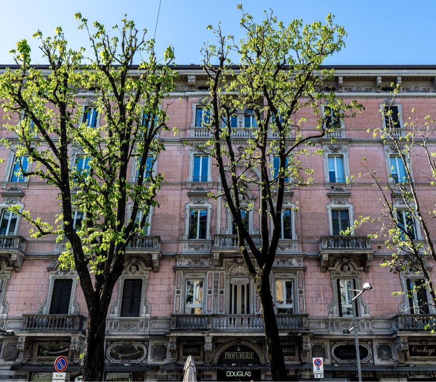 Palazzo Storico Viale Papa Giovanni Xxiii Bergamo